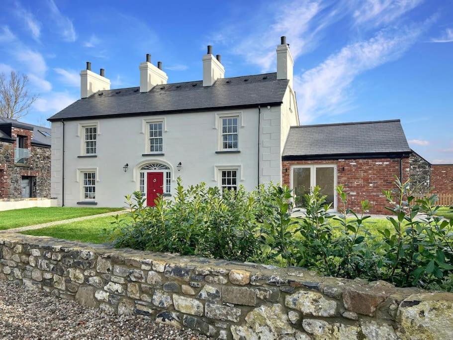 The Farmhouse At Corrstown Village Portrush Εξωτερικό φωτογραφία